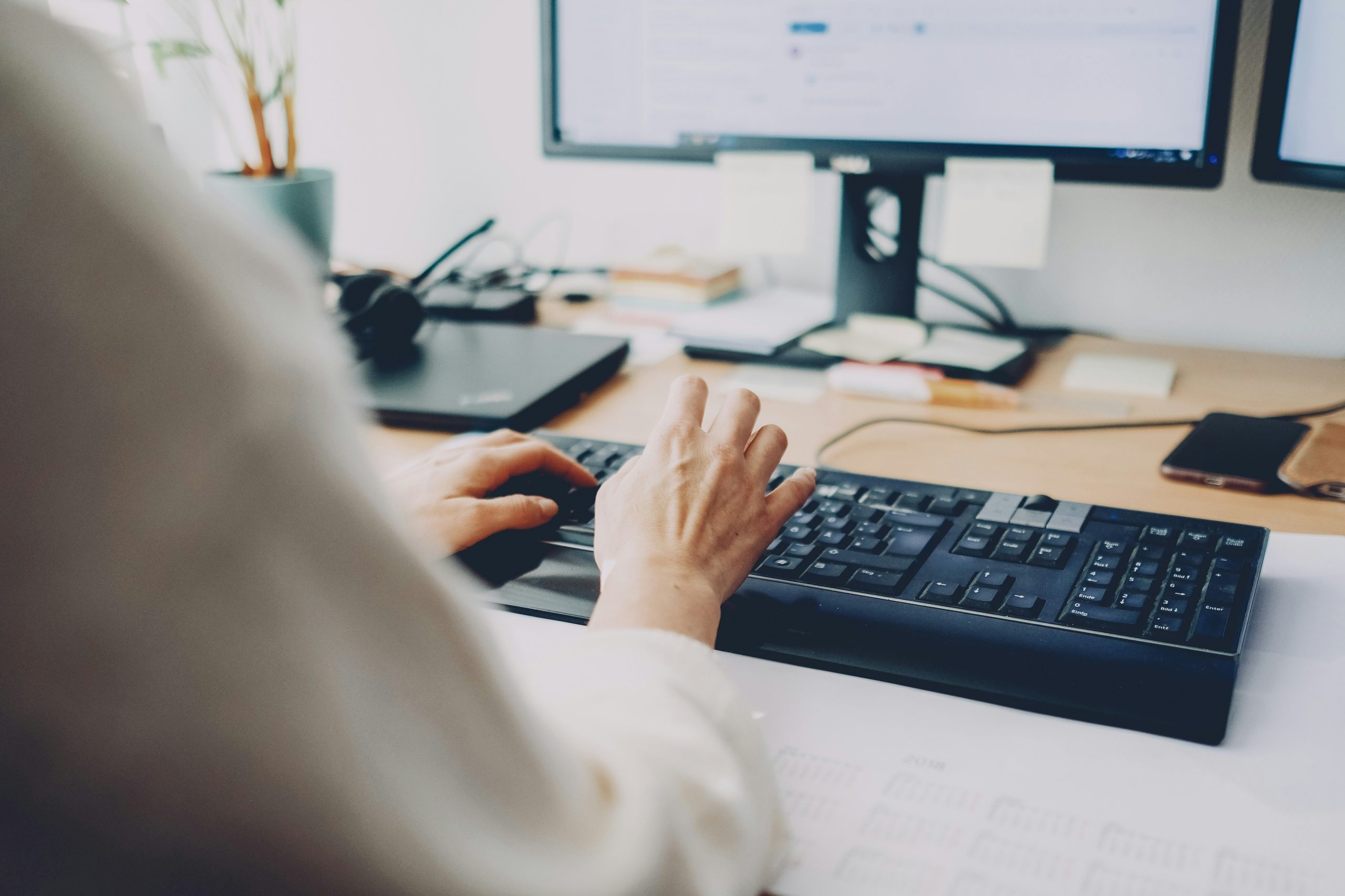 office support worker